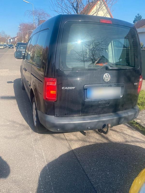 Gebraucht VW Caddy 75 PS (55 kW) 2011 Schwarz Van / Kleinbus