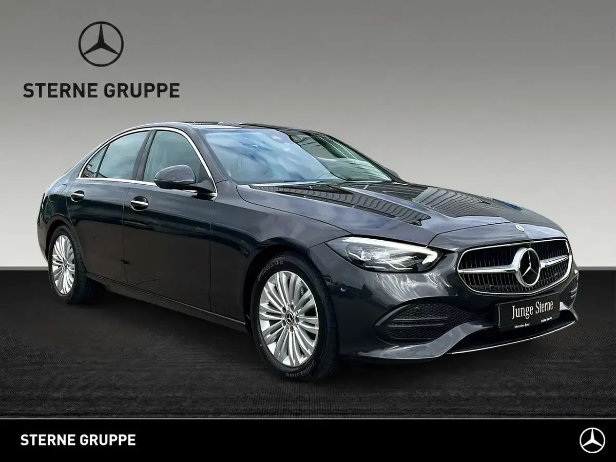 Gebraucht Mercedes C200 Avantgarde 204 PS (150 kW) 2024 Graphitgrau Limousine