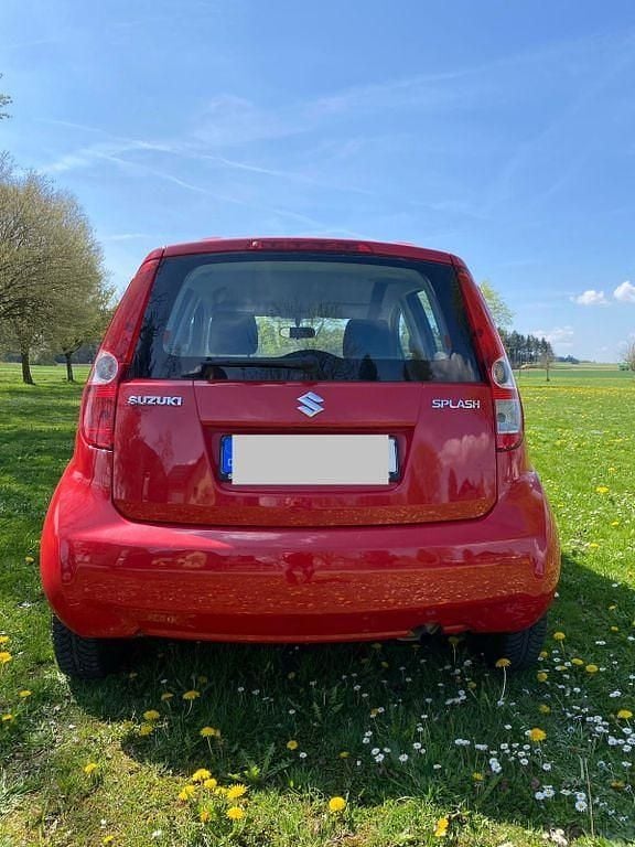 Second-hand Suzuki Splash Basic 65 CP (47 kW) 2010 Roșu Hatchback