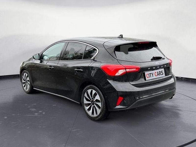 Gebraucht Ford Focus Cool & Connect 125 PS (91 kW) 2018 Schwarz Limousine