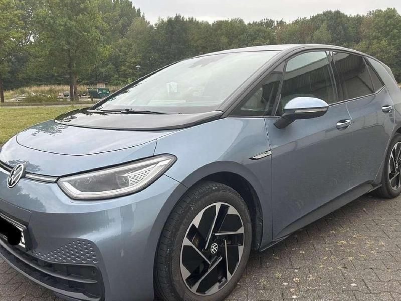 Blau Gebraucht 2020 VW ID.3 Pro Performance Kleinwagen | 17.900 € (Superpreis) - Bild 1/4