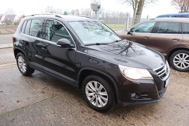 Gebraucht VW Tiguan Team 150 PS (110 kW) 2010 Schwarz SUV