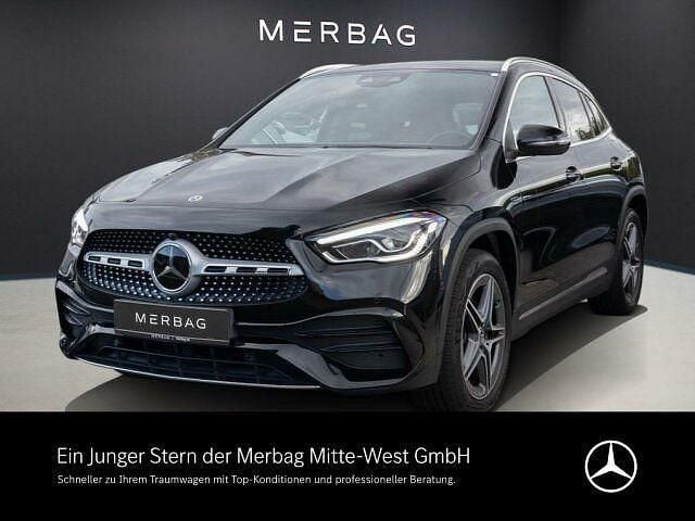 Lack kosmosschwarz Gebraucht 2020 Mercedes GLA250 AMG line SUV | 33.450 € (Fairer Preis) - Bild 1/4