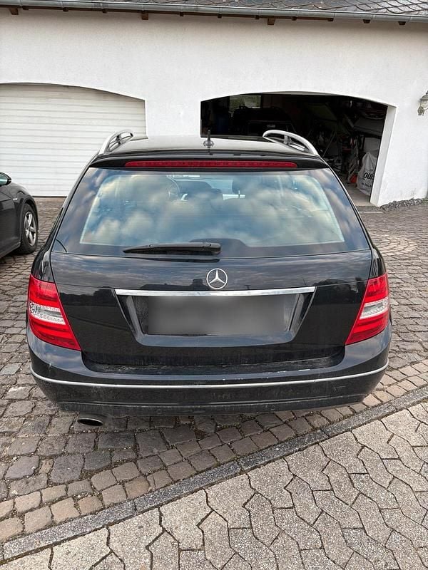 Gebraucht Mercedes C200 2011 Schwarz Kombi