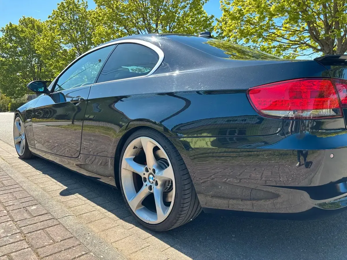 Second-hand BMW 335 350 CP (257 kW) 2008 Negru Coupe