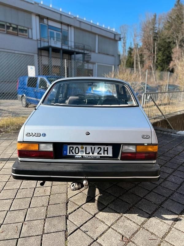 Gebraucht Saab 90 100 PS (73 kW) 1987 Silber Limousine