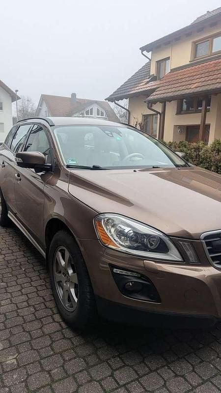 Braun Gebraucht 2009 Volvo XC60 SUV | 9.900 € (Fairer Preis) - Bild 1/4