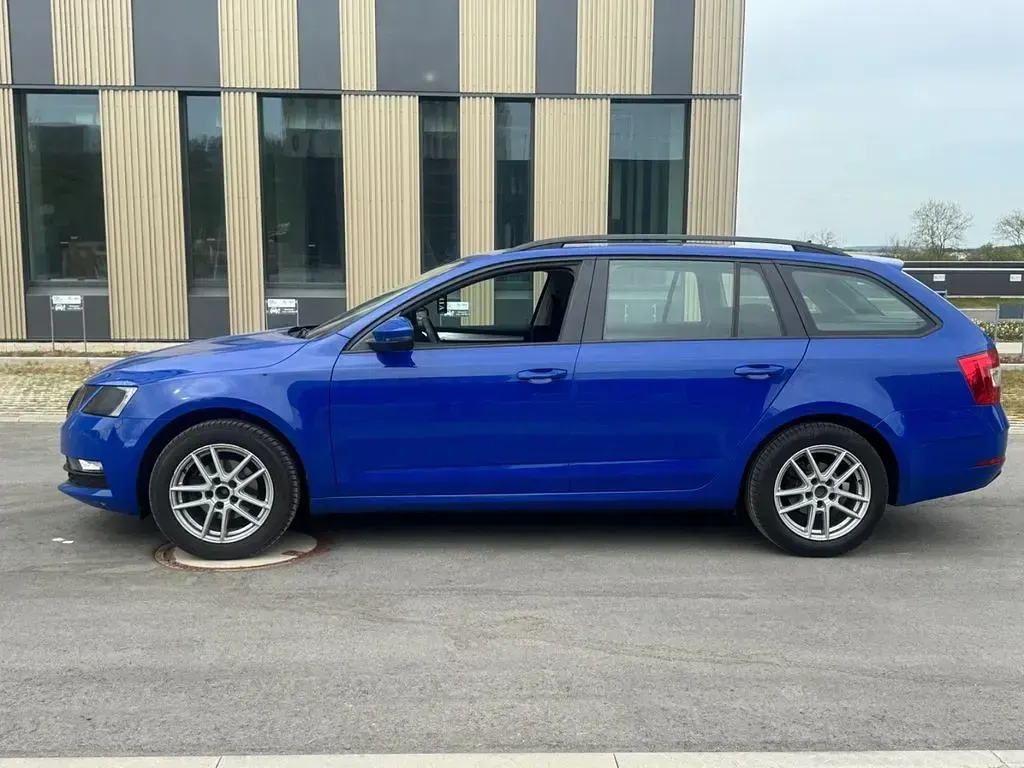 Gebraucht Skoda Octavia Ambition 116 PS (85 kW) 2018 Blau Kombi