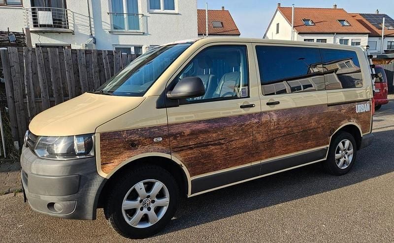 Gebraucht VW T5 Trendline 140 PS (102 kW) 2011 Beige Van