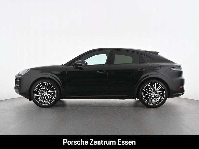 Gebraucht Porsche Cayenne E-Hybrid Coupe Black Edition 470 PS (345 kW) 2025 Chromitschwarzmetallic SUV