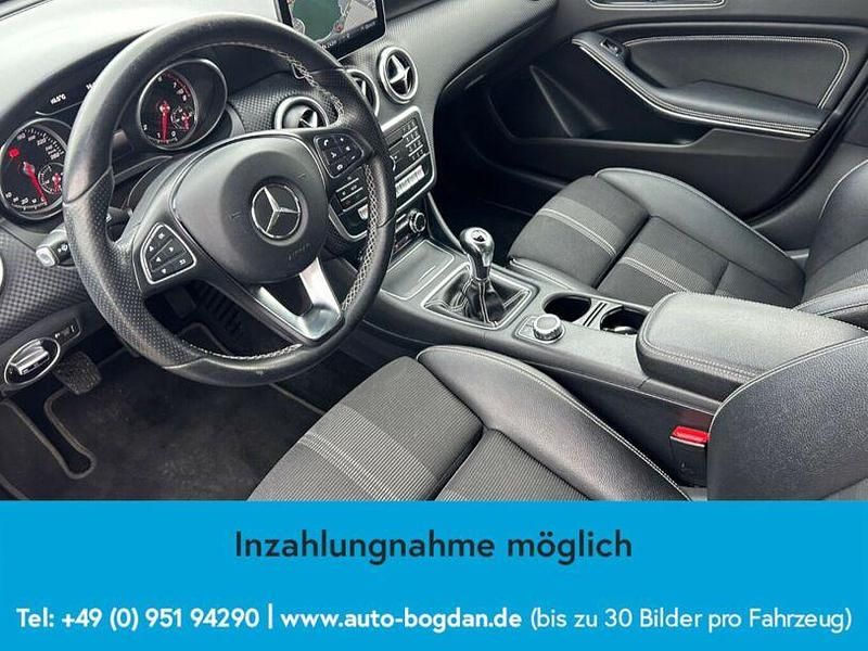Gebraucht Mercedes A200 156 PS (114 kW) 2017 Mountaingrau Limousine