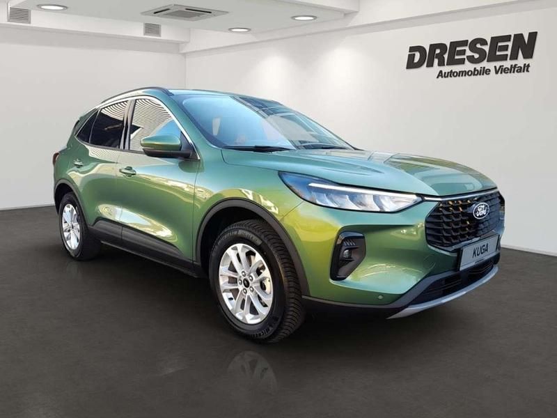 Neu Ford Kuga Titanium 242 PS (177 kW) 2026 Gruen SUV
