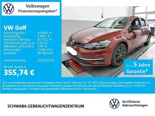 Rot Gebraucht 2019 VW Golf VII IQ Drive Limousine | 19.690 € (Fairer Preis) - Bild 1/4
