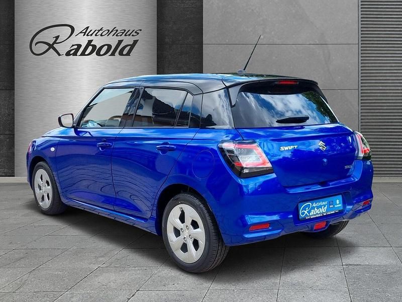 Neu Suzuki Swift Comfort 83 PS (61 kW) 2026 Blau Kleinwagen