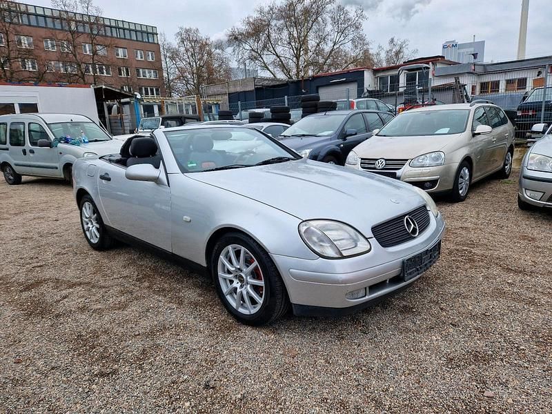Gebraucht Mercedes SLK200 136 PS (100 kW) 2001 Silber Cabrio