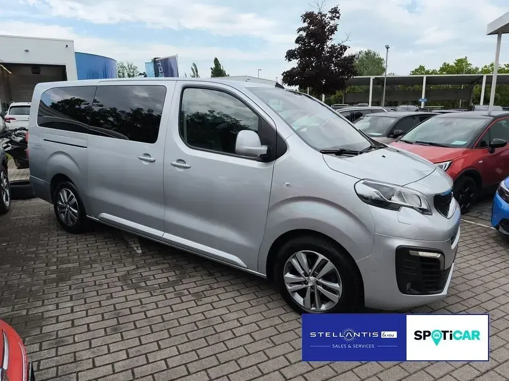 Gebraucht Peugeot Traveller Allure 177 PS (130 kW) 2018 Silber Van / Kleinbus