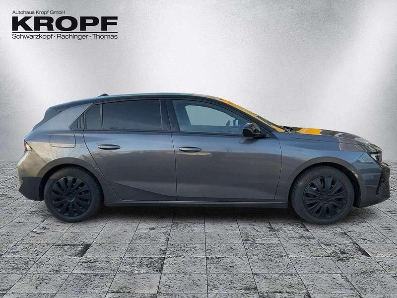 Gebraucht Opel Astra Ultimate 131 PS (96 kW) 2024 Grau Limousine
