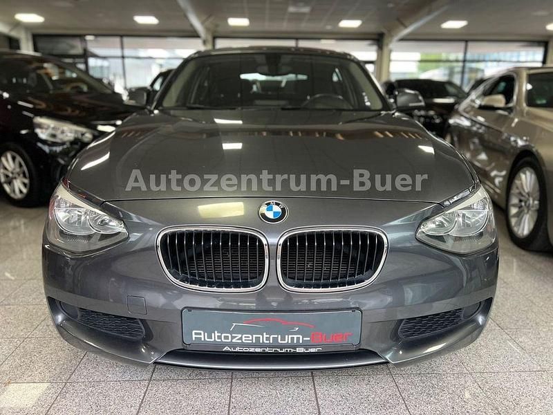 Grau Gebraucht 2013 BMW 114 Advantage Kleinwagen | 5.990 € (Fairer Preis) - Bild 1/4