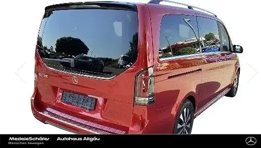 Gebraucht Mercedes EQV300 Avantgarde 150 kW (204 PS) 2025 Rot Van / Kleinbus
