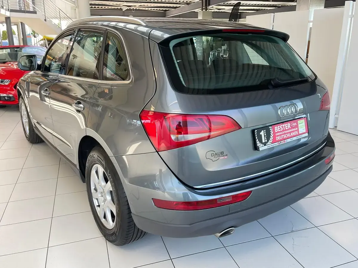 Gebraucht Audi Q5 Advanced 150 PS (110 kW) 2015 Monsungrau metallic SUV