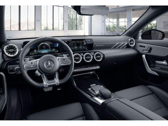 Gebraucht Mercedes CLA45 AMG AMG 421 PS (309 kW) 2021 Grau / mountaingrau magno Coupé