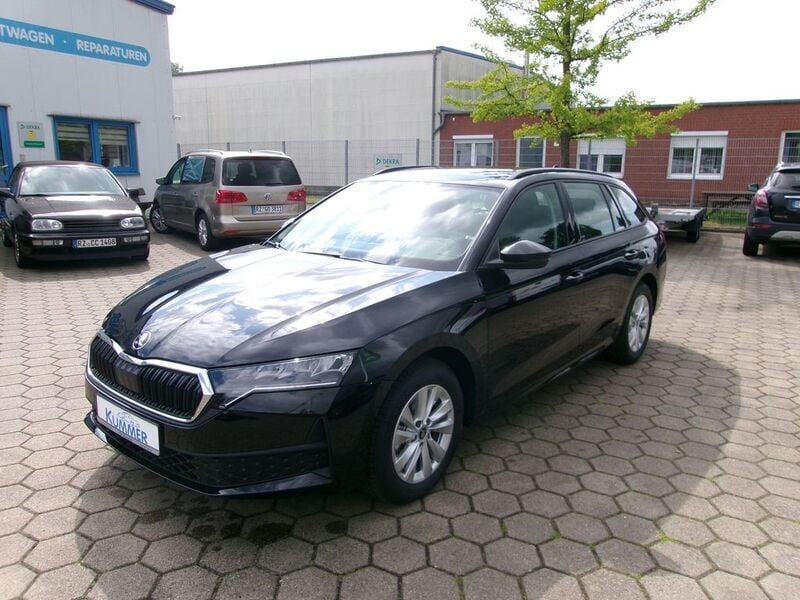 Neu Skoda Octavia Selection 150 PS (110 kW) 2025 Schwarz Kombi