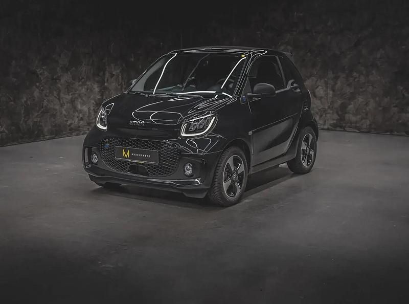 Schwarz Gebraucht 2023 Smart ForTwo Electric Drive Passion Exclusive Cabrio | 19.777 € (Etwas zu teuer) - Bild 1/4