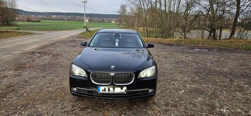 Gebraucht BMW 730 245 PS (180 kW) 2011 Limousine