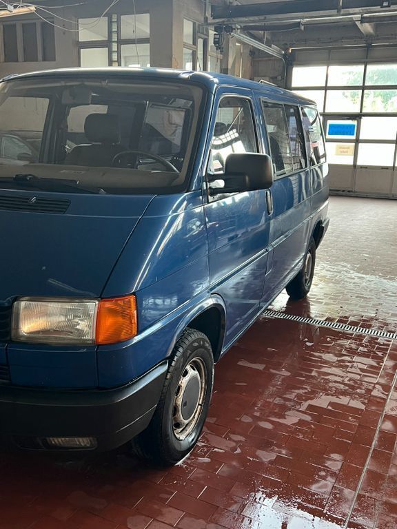 Gebraucht VW T4 84 PS (61 kW) 1991 Blau Van