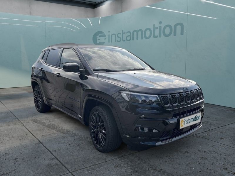 Schwarz Gebraucht 2022 Jeep Compass SUV | 33.649 € - Bild 1/4