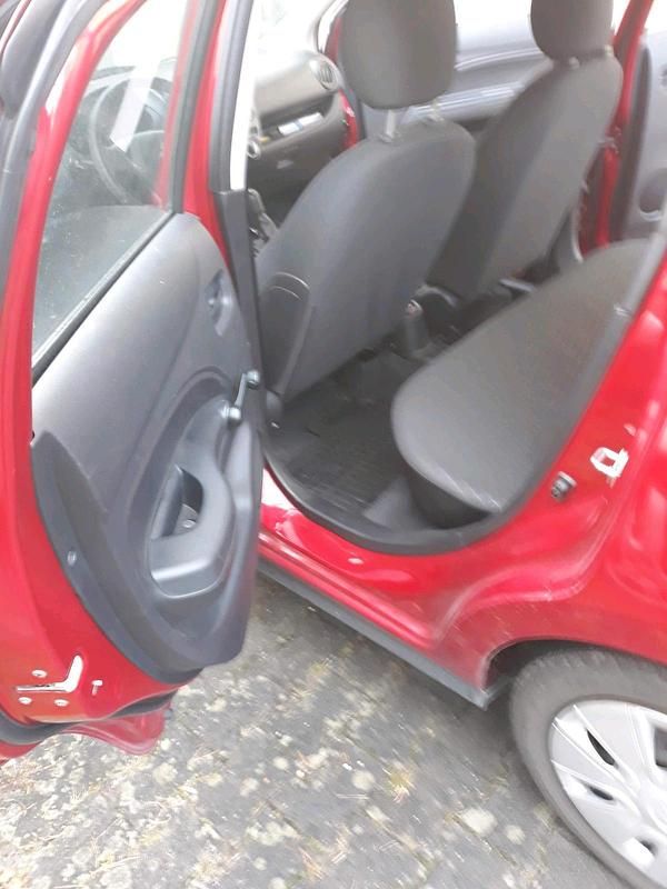 Gebraucht Mitsubishi Space Star 71 PS (52 kW) 2015 Rot Kleinwagen