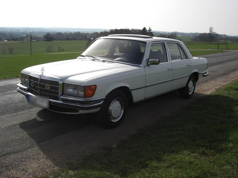 Gebraucht Mercedes S280 156 PS (114 kW) 1977 Weiß Limousine