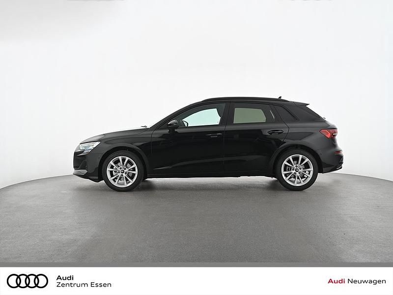 Neu Audi A3 Advanced 150 PS (110 kW) 2025 Schwarz Limousine