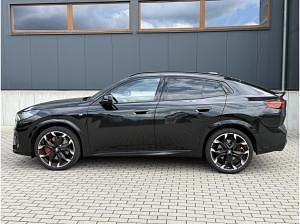 Gebraucht BMW X2 300 PS (220 kW) 2024 Schwarz (black sapphire metallic) SUV