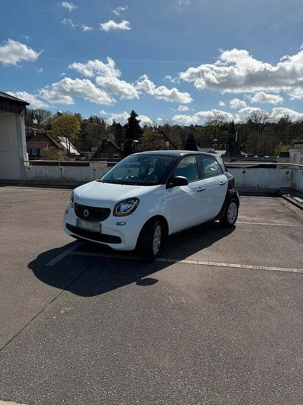 Gebraucht Smart ForFour 71 PS (52 kW) 2016 Weiß Kleinwagen