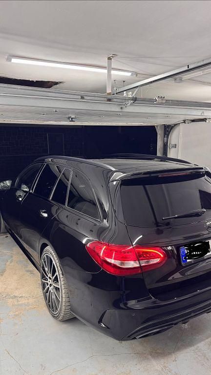 Gebraucht Mercedes C450 AMG AMG 367 PS (269 kW) 2016 Schwarz Limousine