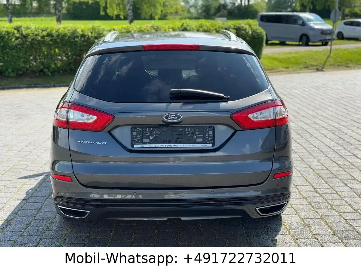 Usado Ford Mondeo Titanium 179 CV (131 kW) 2017 Gris Familiar