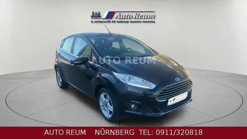Gebraucht Ford Fiesta Titanium 125 PS (91 kW) 2013 Schwarz Limousine