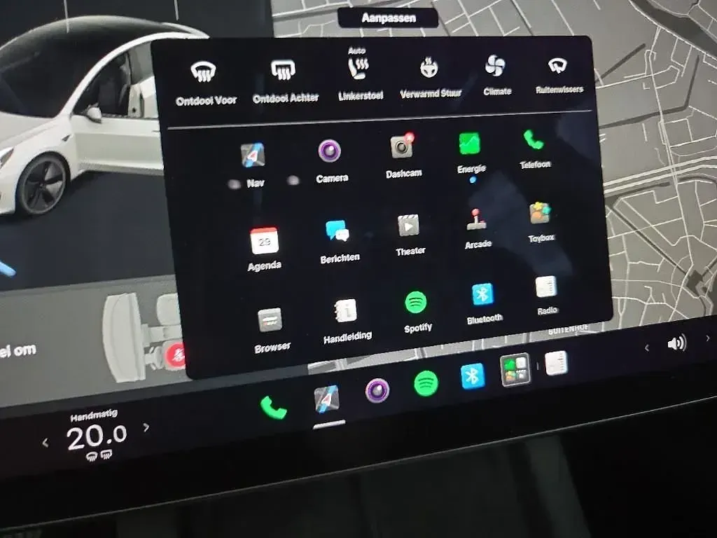 Gebraucht Tesla Model 3 Standard Range 225 kW (306 PS) 2021 Weiß Limousine