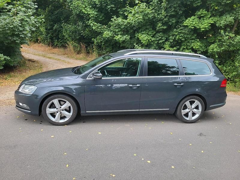 Gebraucht VW Passat 177 PS (130 kW) 2014 Grau Kombi