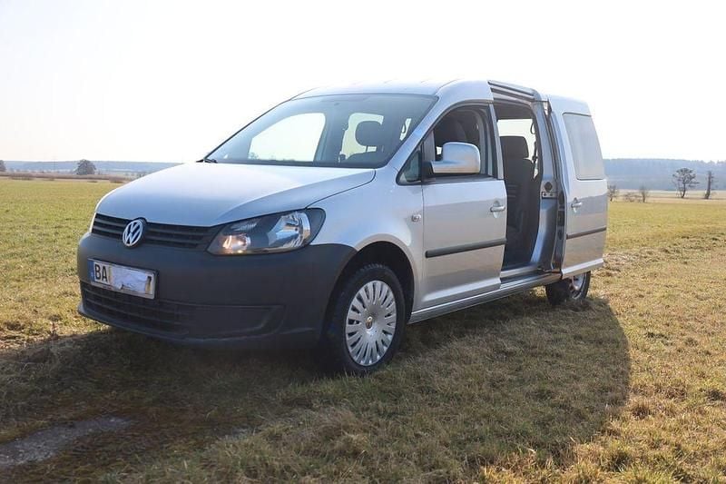 Usata VW Caddy 140 CV (102 kW) 2015 Argento Monovolume