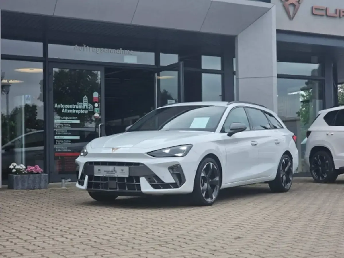 Gebraucht Cupra Leon 190 PS (139 kW) 2024 Weiß Limousine