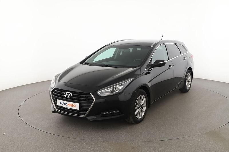 Schwarz Gebraucht 2018 Hyundai i40 Trend Kombi | 12.050 € (Fairer Preis) - Bild 1/3