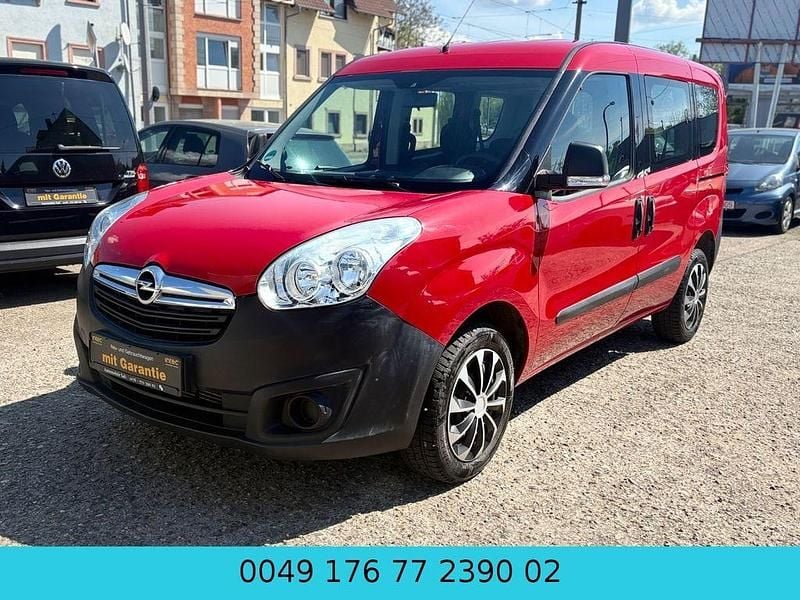 Second-hand Opel Combo Selection 95 CP (69 kW) 2017 Roșu Monovolum