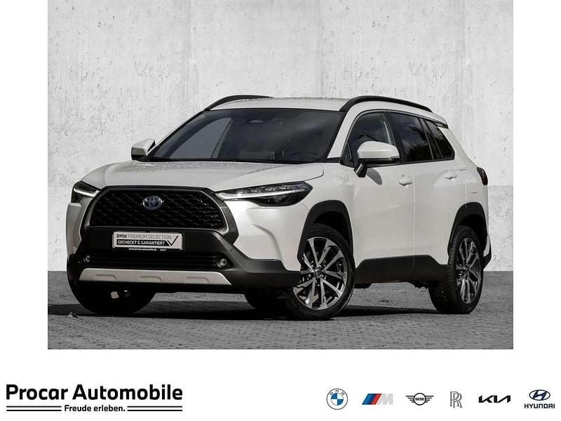 Weiß Gebraucht 2023 Toyota Corolla Cross SUV | 31.495 € - Bild 1/4