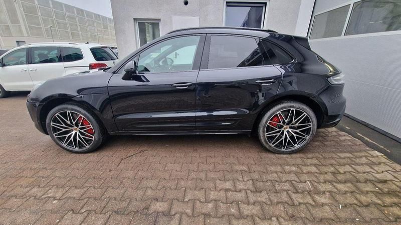 Gebraucht Porsche Macan GTS 441 PS (324 kW) 2024 Schwarz SUV