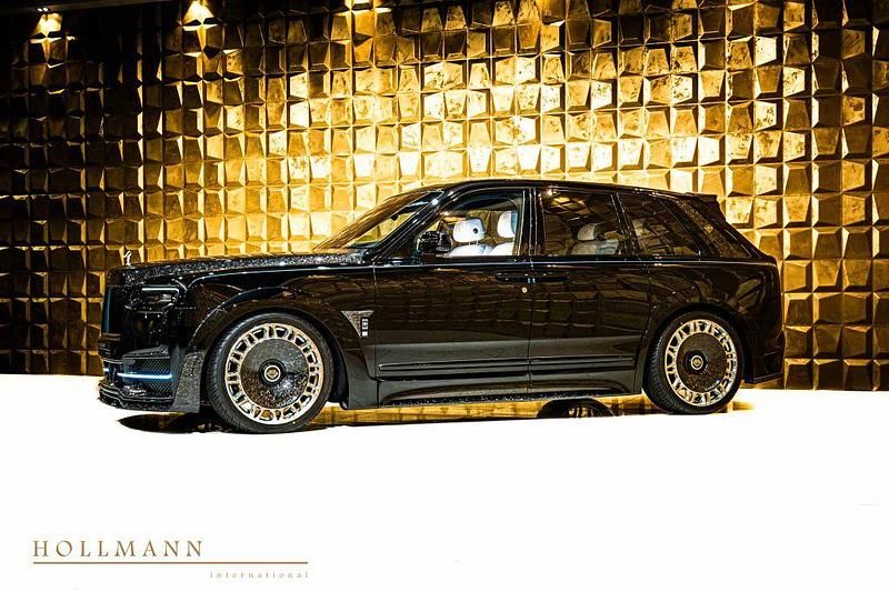 Neu Rolls Royce Cullinan 571 PS (419 kW) 2025 Black diamond SUV