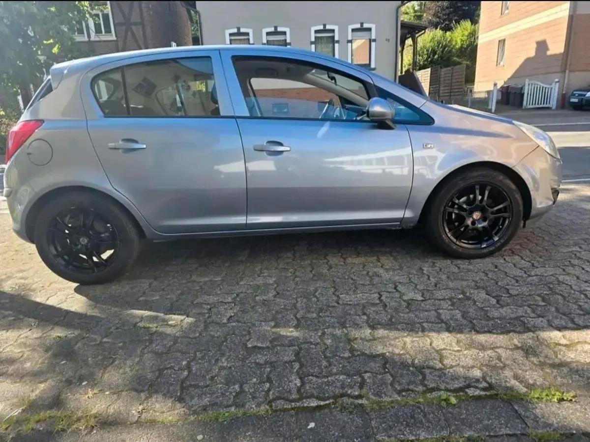Gebraucht Opel Corsa 80 PS (58 kW) 2008 Grau Kleinwagen