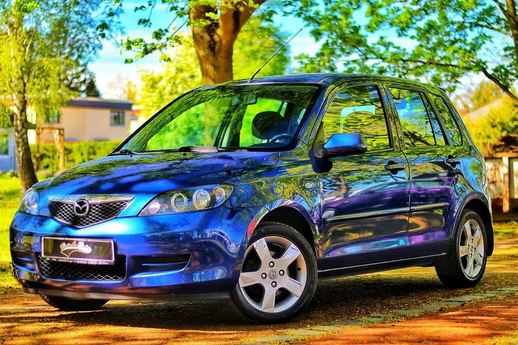 Usata Mazda 2 80 CV (58 kW) 2007 Blu Utilitaria