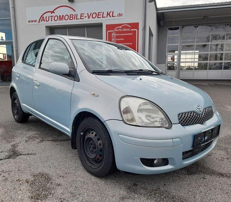 Gebraucht 2004 Toyota Yaris Limousine | 1.699 € (Guter Preis) - Bild 1/4